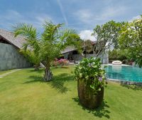 Villa The Layar - 3 bdr , Garten